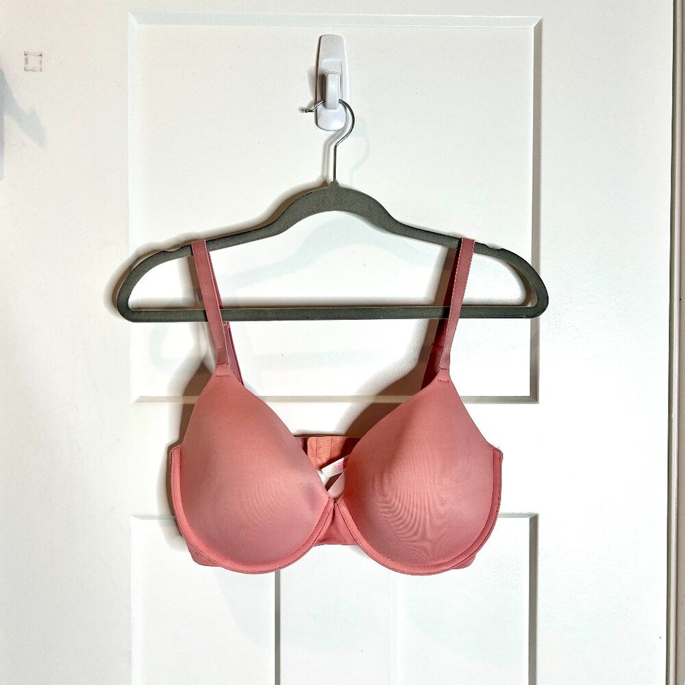 PINK by Victoria's Secret Wear Everywhere T-Shirt Lightly Lined Pink Bra Sz 36DD